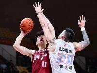 杏彩体育-湖北队客场狭胜对手，实现两连胜稳住前八位置