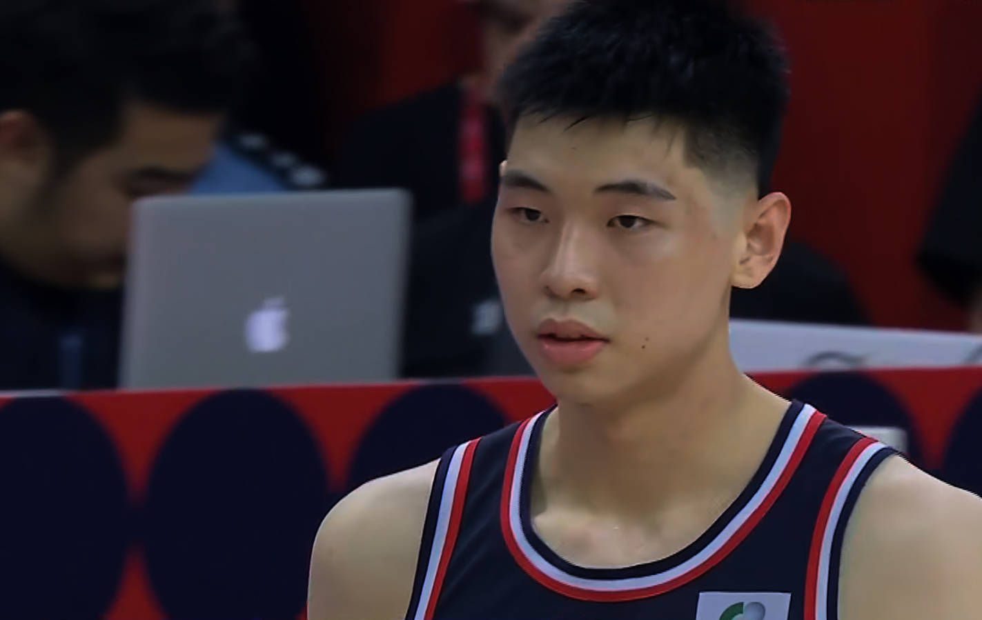 太到位了！青岛为杨瀚森建NBA级保障，防开拓者队医式悲剧，崔永熙经历被复盘的简单介绍